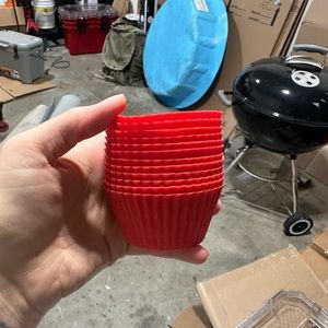 Silicon cupcake liner molds